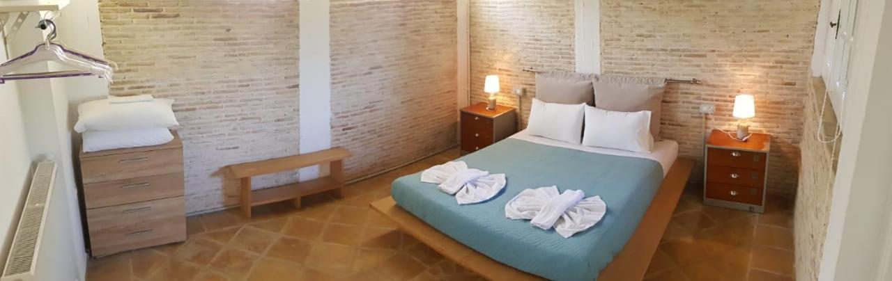 Anemona Apartments And Studios Vasilikí Eksteriør bilde